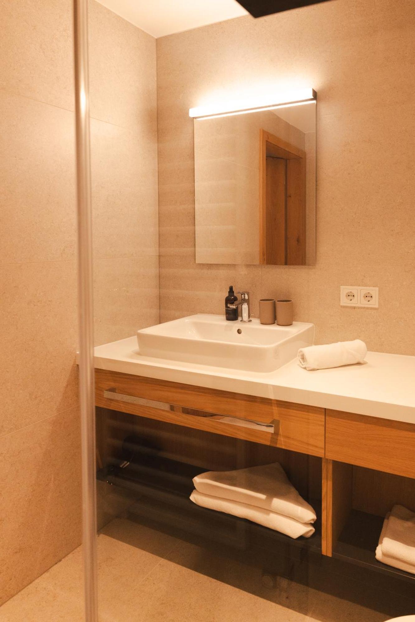 Aparthotel Hubertus Mellau ميلاو الغرفة الصورة