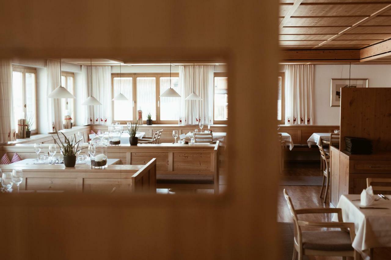 Aparthotel Hubertus Mellau ميلاو المظهر الخارجي الصورة